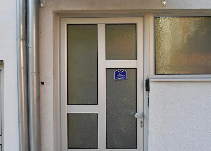 Ad Fines Apartamento Kursumlija